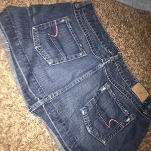 American eagle mini skirt!